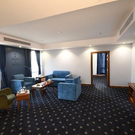 فندق البيت المثالي Ideal Home Hotel Medina ภายนอก รูปภาพ
