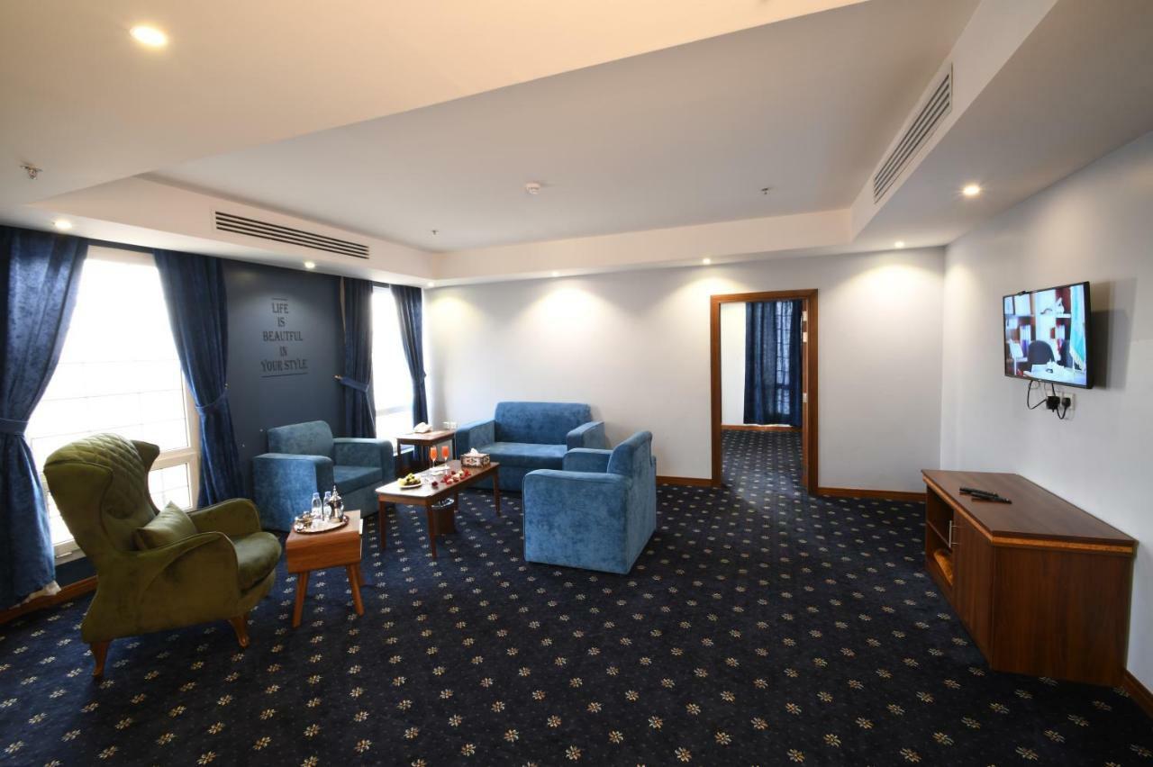 فندق البيت المثالي Ideal Home Hotel Medina ภายนอก รูปภาพ